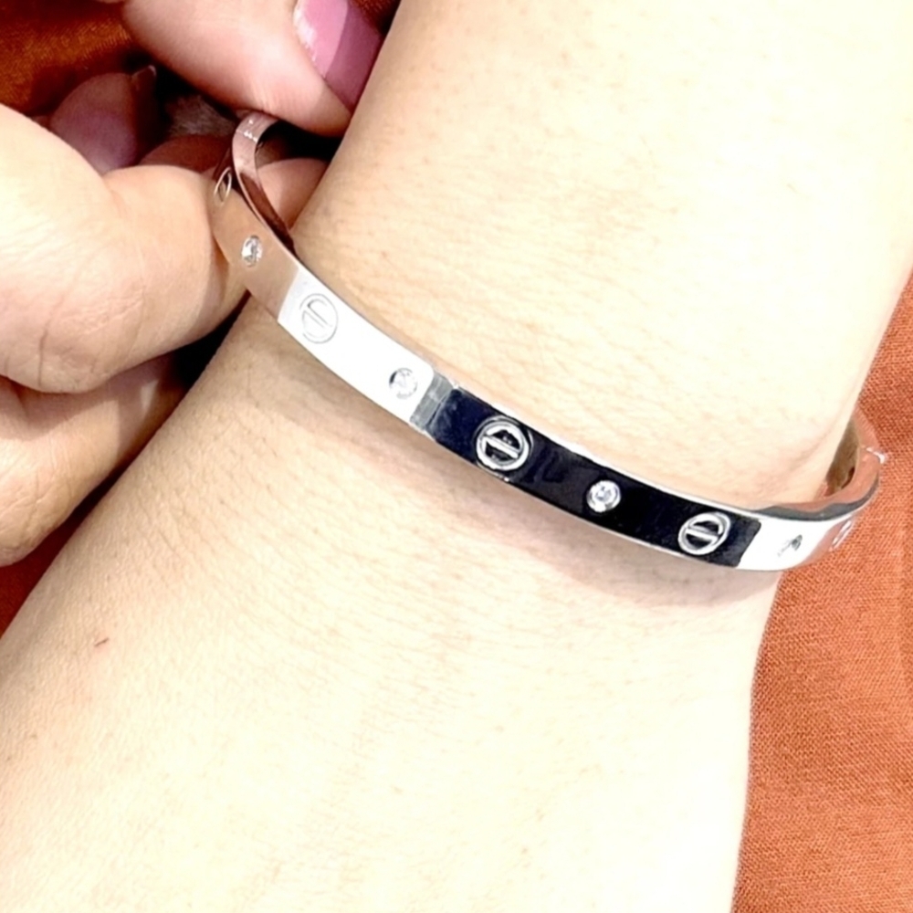 New Stainless Steel Bracelet. - Picture 2 of 2